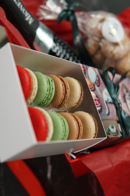 Macarons Christmas Gift Box - Coș Cadou Crăciun