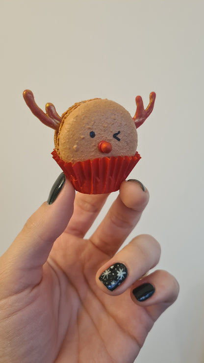 Mini Christmas Macarons Bar